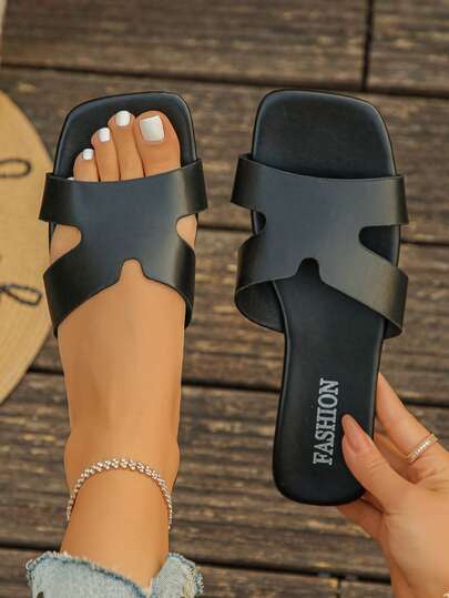 Plus Size 35-43 Summer New Outdoor Fashion Casual Colorblock Thong Sandals, Soft Bottom Beach Shoes, Black PU Flat Sandals For Women, Comfortable Flat Sandals Suitable For Dresses