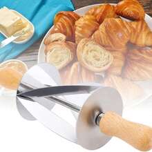 1 件装不锈钢牛角面包切片器，带长木柄的牛角面包刀，多功能滚刀，三角滚刀，蛋糕面包卷面团切割器，牛角面包面团滚轴，不锈钢牛角面包面团切割滚轴，焊接紧密，尺寸为 7.9 x 2.4 英寸（20.1 x 6.1 厘米），用于制作牛角面包 - 彩色 - 查看 10