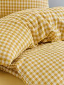 100% Cotton Bedding Set | Single (160x220 + 1 Pc 50x70 Pillowcase) & Double (200x220 + 2 Pcs 50x70 Pillowcases) | Button Closure | Made In Turkey - Yellow - View 2