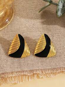 2 paires de boucles d'oreilles triangle blanc et noir, nouvelle arrivée 2026, matériau en acier inoxydable de style vintage français à la mode, boucles d'oreilles hypoallergéniques, style de conception linéaire de luxe haut de gamme personnalisé, convient pour la Saint-Valentin, la Fête des Mères, les accessoires de décoration d'anniversaire, le style bohème des vacances à la plage, le carnaval, bijoux en acier inoxydable - Multicolore - Voir 3