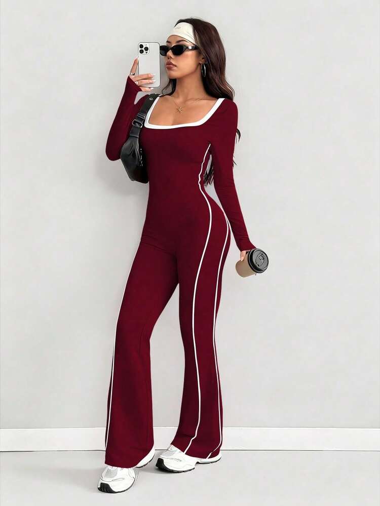 AITYI Studio 女士连体裤，方领设计，撞色腰带，短袖，时尚剪裁，露背设计，运动风，修身剪裁，舒适透气，Y2K风格，适合日常、约会、通勤、派对、度假、独立日、返校季、情人节、骄傲月、狂欢节、音乐节等场合。2026 春季新款酒红色舒适针织女士连体裤，版型合身 - 酒紅色 - 查看 7