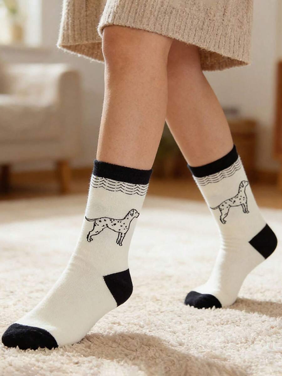 5 paia di calzini bianchi unisex con motivo carino di cuccioli, calzini casual morbidi a metà polpaccio, versatili per uso quotidiano per uomini e donne, adatti per tutte le stagioni - Multicolore - Visualizzare 1