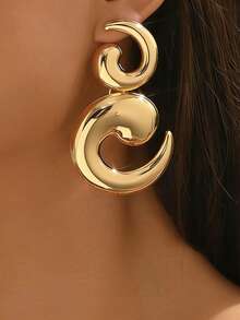 1 Pair Exaggerated Fashion Spiral Twist Long Pendant Earrings, Retro Style Earrings For Women, Suitable For Dates And Parties - Yellow Gold - View 2