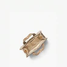 Michael Kors 迷你菱形提花菱格纹图案深灰色优雅十字绣设计斜挎包，奢华耐用实用时尚手提包，配有可调节肩带，宽敞的内部空间可容纳日常必需品 - 棕色 - 查看 9