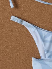 新款夏季沙滩女士性感优雅休闲比基尼套装，饰有仿珍珠装饰的挂脖系带，浅蓝色泳衣搭配同色迷你裙，是沙滩、度假、派对的必备单品 - 淺藍色 - 查看 5