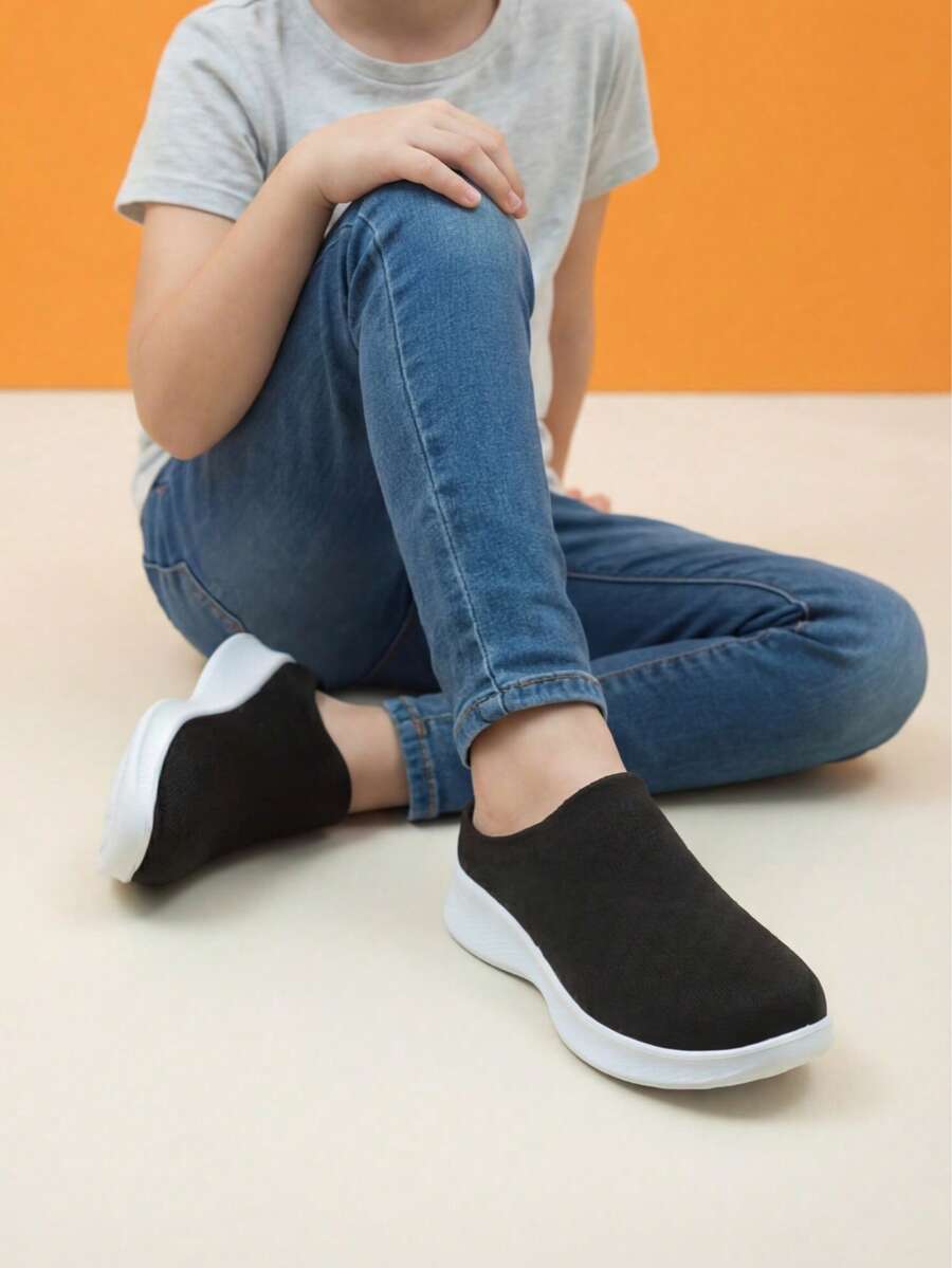 Kids' Casual Lightweight Breathable Black & White Slip-On Sneakers, Elastic Knit Sock Shoes For Dancing & Leisure - Black and White - View 1