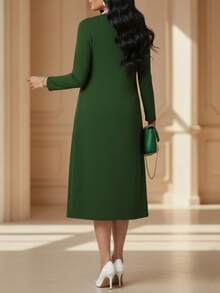 大码女装新款优雅两件套：纯色时尚长袖开衫外套 + 复古印花无袖修身长裙 - 綠色 - 查看 4