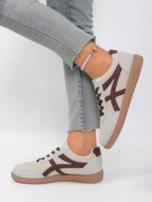 轻便流行的系带休闲白色运动鞋，软底平底德国运动鞋，时尚休闲轻便跑步鞋 - 米色 - 查看 9