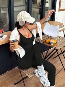 女款時尚交叉背修身連身褲，適合跑步、健身、瑜伽、休閒度假，性感露背運動連身褲 - 黑色 - 查看 5