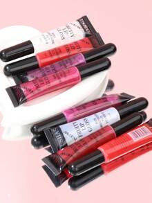 USHAS 保湿唇彩，内置涂抹刷，滋养保湿，打造镜面般光泽，防水防晕染，使用方便，适合所有肤质。 - #07 - 查看 4