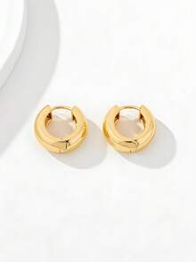 1 Pasang Anting Hoop Emas Bergaya dan Mewah dari Bahan Tembaga, Desain Minimalis, Perhiasan Elegan Serbaguna, Cocok untuk Sehari-hari, Liburan, Kencan, Pesta, dan Acara Lainnya - Emas - View 4