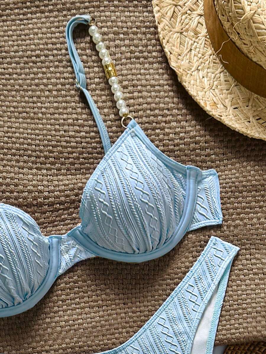 Bikinx 女士优雅纹理比基尼套装，配珍珠细肩带和高弹面料 - 淺藍色 - 查看 1