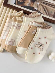 5双白色和卡其色可爱小熊爱心图案女士短袜，舒适蕾丝边，适合春夏穿着，适合运动休闲。 - 白色 - 查看 12