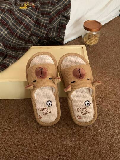 XIXITIAO 1 par de pantuflas cómodas y suaves con diseño de fútbol y capibara, pantuflas ligeras para interiores para parejas