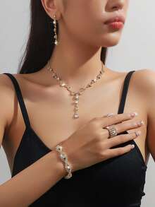 花朵项链、耳环、手链、戒指首饰套装，精致百搭，质感高端，适合女性日常通勤、校园约会、婚礼、派对和情人节等场合作为礼物。 - 銀色 - 查看 3