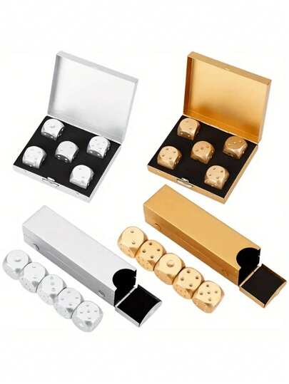 一套高品质金色铝合金骰子套装，带收纳盒，便携式金属骰子，适合派对游戏，精准易读，非常适合桌面游戏和卡牌游戏，游戏骰子，派对游戏必备，光滑金属表面，游戏配件，适用于聚会、派对、生日、返校、单身派对、毕业典礼等场合。