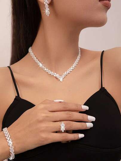 Juego de joyería de 5 piezas con collar, pulsera, aretes y anillo con cristales de novia, elegante para vestido de novia, banquete y vestido de noche