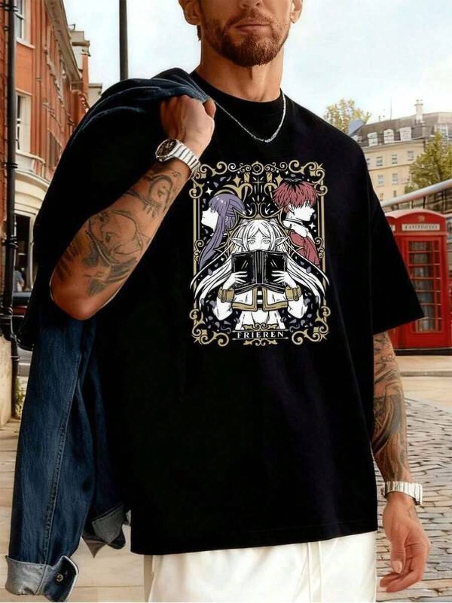 Herren Casual T-Shirt Camiseta con gráfico de anime Frieren en algodón suave, cuello redondo, ajuste cómodo y estampado artístico. Camiseta impresa para hombres - Camiseta gráfica de manga corta - Camiseta de moda fresca de verano para uso casual en todas las estaciones , Moda de Verano, Ropa Casual, Estilo de Calle, Atuendos Diarios, Cómodo, Moderno, Estilo de Vida Activo, Clásico, Look de Verano Relajado, Regalo ideal para hombres - Negro - Ver 1