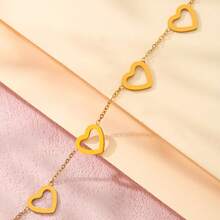 1件防水金属时尚饰品不锈钢心形镂空手链浪漫简约情侣手链 - 心形 - 查看 3