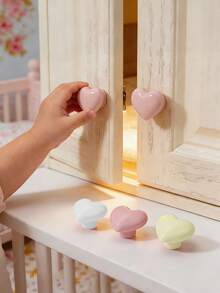 4 piezas de tiradores de cajón para guardería de bebé, perillas de cerámica con forma de corazón, rosa/azul/amarillo/gris, acabado mate suave, manijas de un solo orificio, adecuadas para el almacenamiento del tocador - manejar - Ver 4
