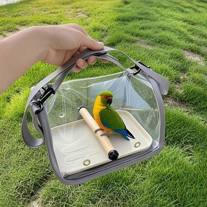 Lồng vận chuyển thú cưng di động, thích hợp cho vẹt, bồ câu, chim sẻ, chuột hamster, thằn lằn, có khóa kéo, thoáng khí, ba lô vận chuyển chim trong suốt, được trang bị giá đỡ bằng gỗ, đế nhựa, dây đeo vai có thể điều chỉnh và thiết kế lưới thoáng khí, thích hợp cho vẹt và đồ chơi chim.