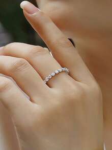 925 Sterling Silver Moissanite Ring, Hypoallergenic, Engagement/Wedding Ring, Minimalist Niche Design, Versatile Daily Wear, Wedding/Anniversary/Birthday Gift, Comes With Gift Box And Certificate - Silver - View 4