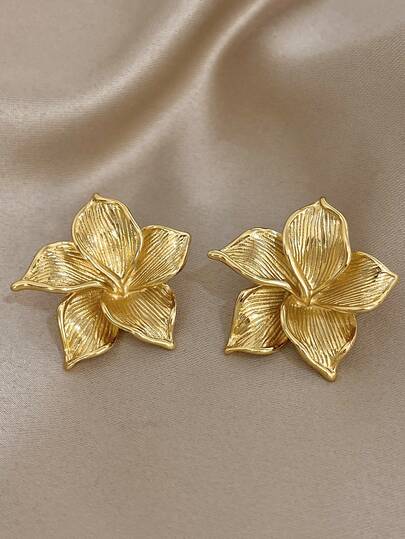 1Pair Minimalist Vintage Flower Stud Earrings For Women Dainty Golden Flower Earrings Stainless Steel Earrings For Christmas Daily Party Mother Valentine Jewelry Gifts