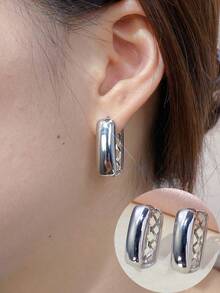 1 件光泽优雅圈形耳环，小众设计，适合日常通勤佩戴 - 耳環 - 查看 4