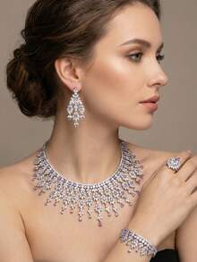 一套优雅奢华的立方氧化锆花束首饰套装，适合女士婚礼和宴会佩戴，包括1对耳环、1条项链、1条手链、1枚戒指（不含礼盒） - 紫色 - 查看 2