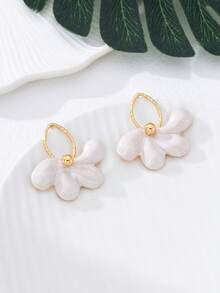 1 Pair Elegant Teardrop Flower Stud Earrings, Suitable For Daily, Party And Vacation Outfits - White - View 3