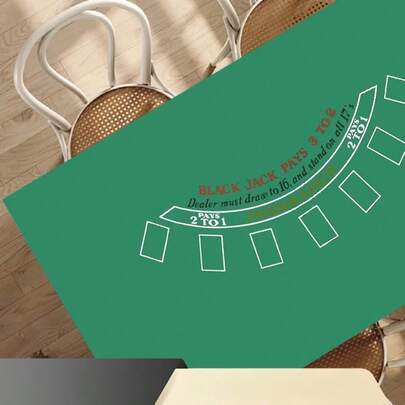 D002 双面游戏桌布，印有轮盘和二十一点图案，适合户外活动、游戏室、KTV、朋友聚会等场合，便携易收纳，印花清晰。