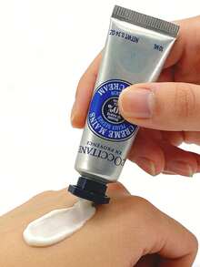 L'Occitane 0.34盎司/10毫升乳木果护手霜（适用于干性皮肤） - 水果&柑橘香調 - 查看 4