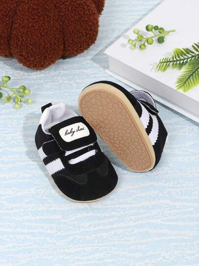 1 Pair Toddler Boys' Color Block Fabric Design Flat Non-Slip Casual Sports Shoes, 0-1 Years Old Infant Walking Shoes, Suitable For Spring And Autumn