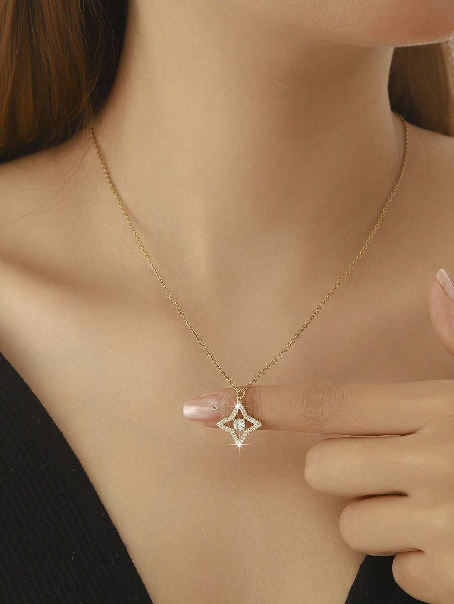 1pc Women's Sparkling Refreshing Star Necklace, Elegant Design, Suitable For Daily Wear, Dating, Gifting, Dining - Multicolor - View 1