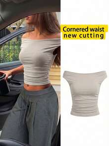 SOLTRB 新款女士露肩纯色极简T恤，修身短款设计，休闲百搭，适合日常通勤和休闲聚会。 - 卡其色 - 查看 6