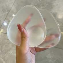 2片装硅胶胸垫，隐形可重复使用加厚胸垫，适用于比基尼、吊带衫等无痕内衣，提升胸型，柔软舒适，是女士内衣的理想配饰，也适合搭配婚纱、半身裙、比基尼、婚礼、海滩装扮。 - 可愛 - 查看 13