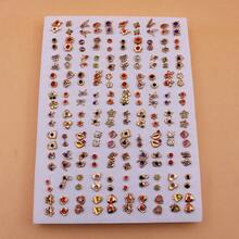 100 pares de juego de aretes de plástico con strass de moda surtidos, tono dorado minimalista y versátil, empaquetados en esponja sin caja - Diamantes bañados en oro sin caja - Ver 2