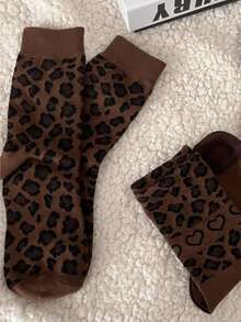 1/3 双新款秋冬豹纹咖啡棕色女士中筒袜韩版时尚四季百搭 - 彩色 - 查看 2