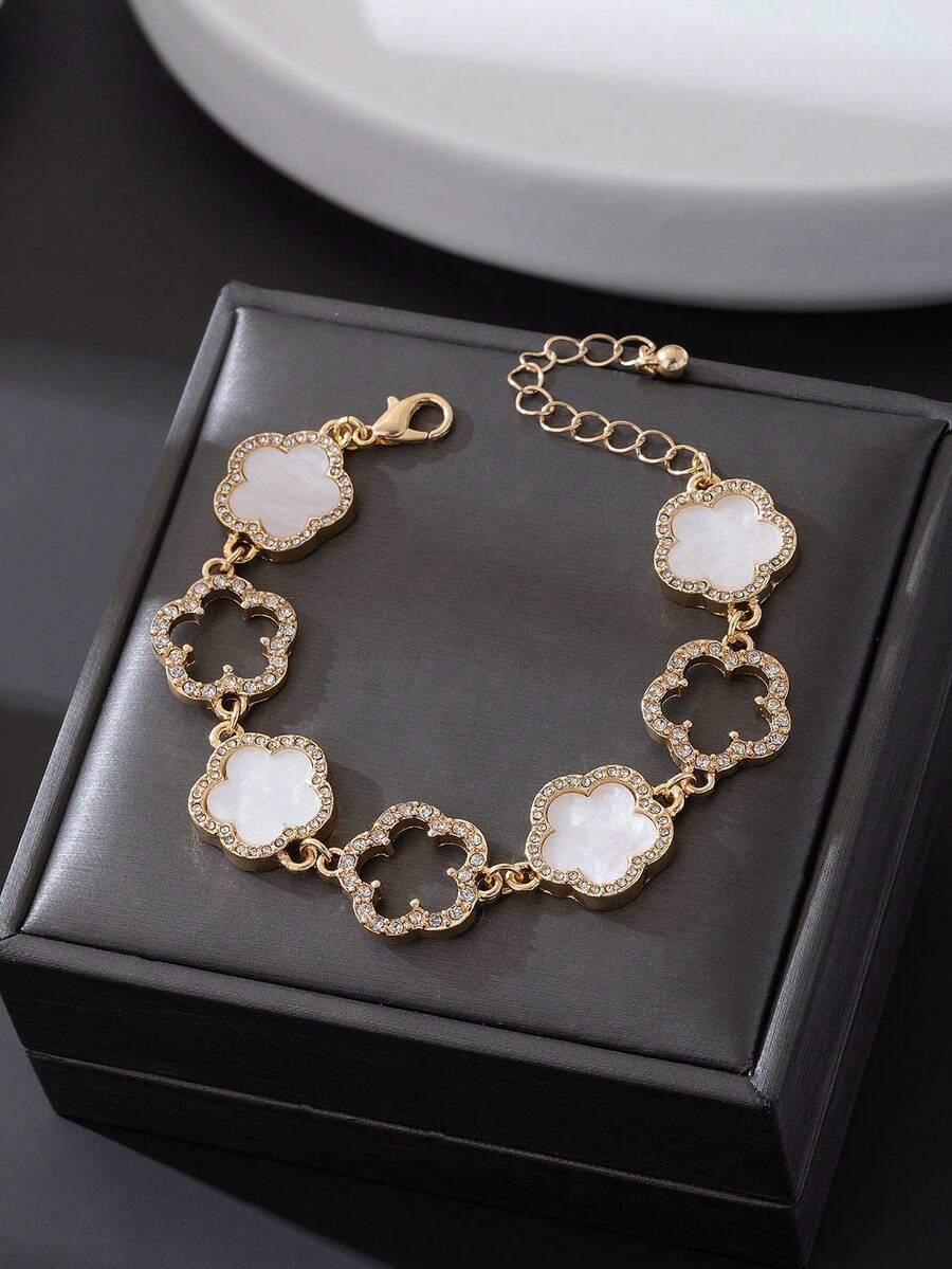 1条优雅闪耀奢华镂空白色四叶草吊坠手链（女士款，不含礼盒） - 白色 - 查看 1