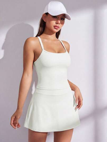  MFVIM 春夏多功能吊带背心和迷你裙运动套装，女士休闲运动服，黑白撞色设计，修身剪裁，透气舒适，活力十足，是户外跑步、骑行、瑜伽、普拉提、健身房锻炼的必备单品。