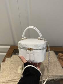 轻便迷你手提包、链条包、菱形图案包、托特包、水桶包，适合少女、大学生和上班族女性，是办公室、大学、工作、通勤、户外活动、旅行和郊游的理想之选。 - 白色 - 查看 11