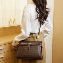 2026 New Lightweight Luxury Women's Tote Bag, Versatile Shoulder Bag, Large Capacity Crossbody Bag, Practical Handbag For Women - Coffee - View 4