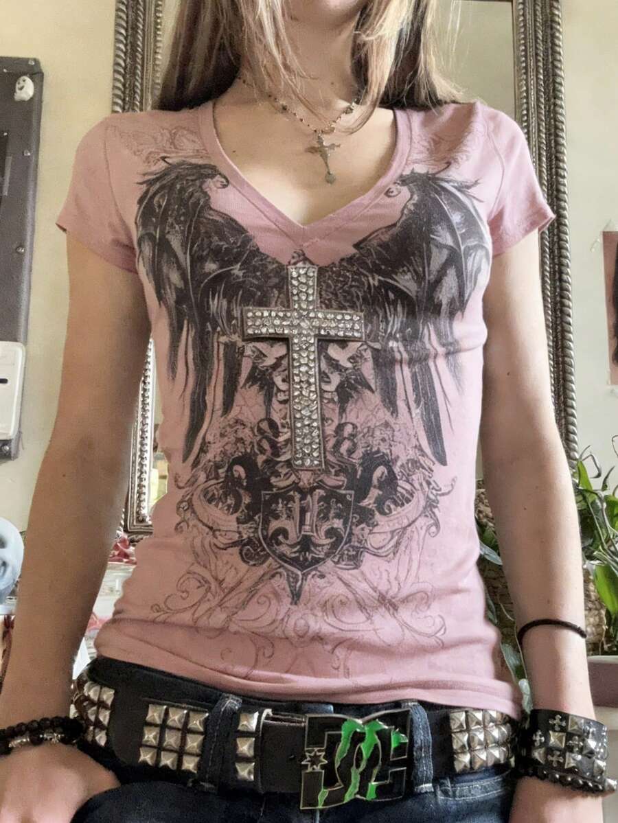 Women Y2k Grunge Shirts Emo Clothes Short Sleeve Crop Tops Fairy Grunge Graphic Print V Neck Slim Fit Babydoll T-Shirts Gothic Basic Tees Summer Aesthetic Going Out Tops Daily Casual Streetwear - 粉色 - 查看 1