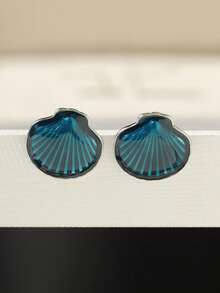 1 Pair Minimalist Colorful Glazed Shell Shaped Alloy Stud Earrings, Green Color Earrings Suitable For Women's Daily, Party, Holiday Wear - Shell Earrings - View 4
