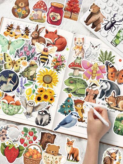 50张神秘森林插画创意防水贴纸，适用于笔记本、日记本、滑板、冰箱、头盔、水瓶、行李箱、剪贴簿、笔记本电脑、手机壳装饰，也可用于教室、学校用品、派对、生日、节日礼物、剪贴簿用品、文具、趣味贴纸和Kindle应用。