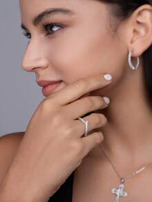 925纯银莫桑石戒指，适合宴会、派对、正式场合、节日、情人节、订婚、婚礼、周年纪念、生日礼物等场合，附带证书 - 銀色 - 查看 4