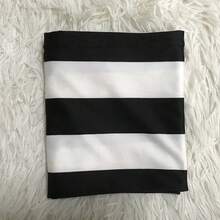 1 pieza Pañuelo de cabeza de mujer con estampado de moda, tela de punto de poliéster suave y amigable con la piel, se puede usar de 4 formas, adecuado para uso diario - Impresión en blanco y negro - Ver 4