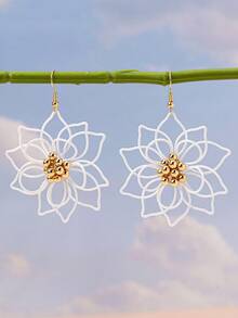 Elegant Personalized Luxury Metallic Flower Dangle Earrings - Multicolor - View 4