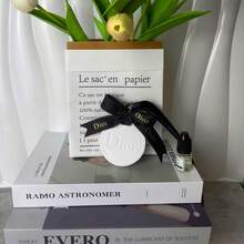 M.Dior 1 pieza Tabletas de aromaterapia, fragancia de larga duración, con cinta impermeable, tabletas de aromaterapia navideñas, de moda y de alta gama, suministros navideños, decoración de dormitorio, decoración del hogar, decoración de baño, tabletas de aromaterapia para automóvil, colgantes decorativos, suministros para fiestas, productos de regalo navideños, adecuados para regalo, decoración, Navidad, Día de San Valentín, etc. - 1PC - Ver 3