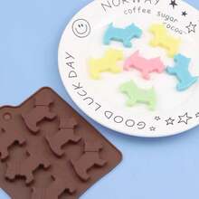 1pc Silicone Candy Chocolate Mold, Dog Shaped Ice Cube Tray, Baking Tray, Kitchen Accessories - Brown - View 4